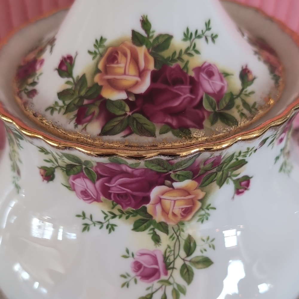 Royal Albert Old Country Roses Tea Pot! - Picture 2 of 5